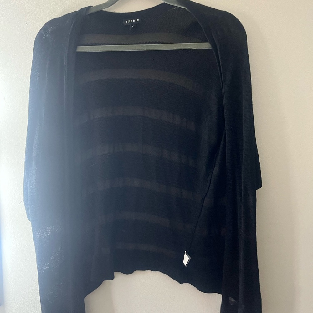 Torrid short sleeve sweater